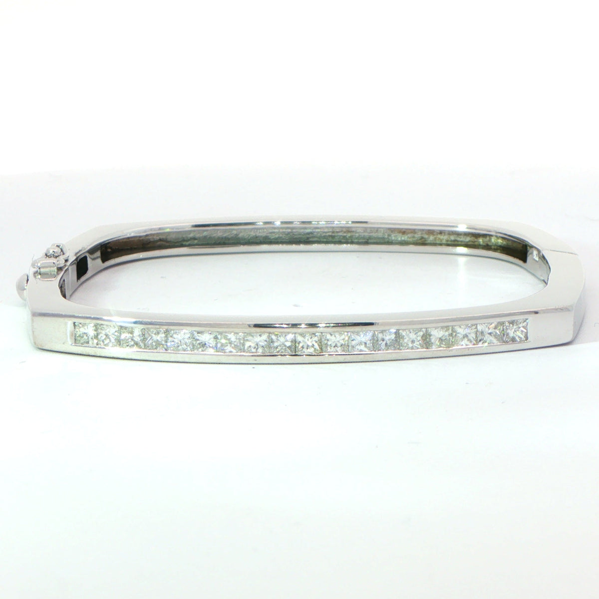 14 Carat White Gold Diamond Rectangular Bangle